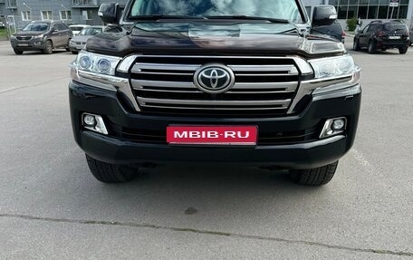 Toyota Land Cruiser 200, 2015 год, 6 250 000 рублей, 1 фотография