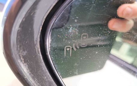 Toyota Prius IV XW50, 2020 год, 2 250 000 рублей, 2 фотография