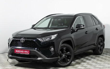 Toyota RAV4, 2021 год, 3 675 000 рублей, 1 фотография