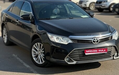 Toyota Camry, 2015 год, 1 950 000 рублей, 1 фотография