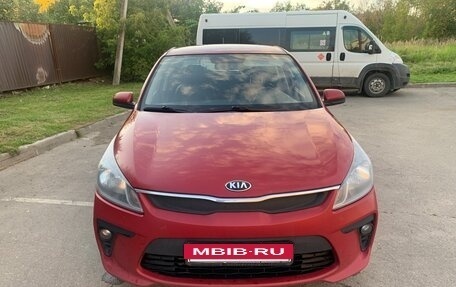 KIA Rio IV, 2018 год, 820 000 рублей, 4 фотография