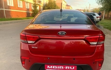 KIA Rio IV, 2018 год, 820 000 рублей, 3 фотография