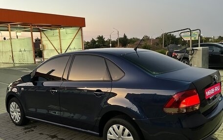 Volkswagen Polo VI (EU Market), 2013 год, 850 000 рублей, 24 фотография