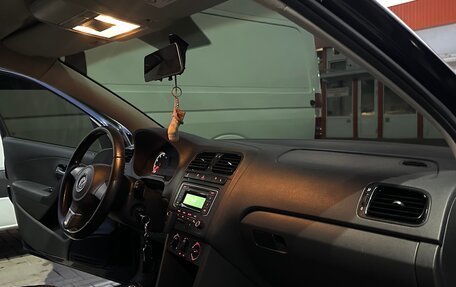 Volkswagen Polo VI (EU Market), 2013 год, 850 000 рублей, 28 фотография