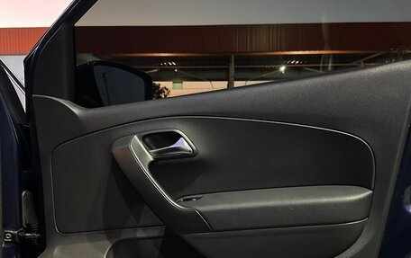 Volkswagen Polo VI (EU Market), 2013 год, 850 000 рублей, 27 фотография