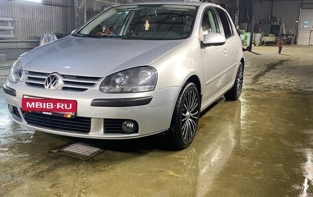 Volkswagen Golf V, 2006 год, 800 000 рублей, 3 фотография