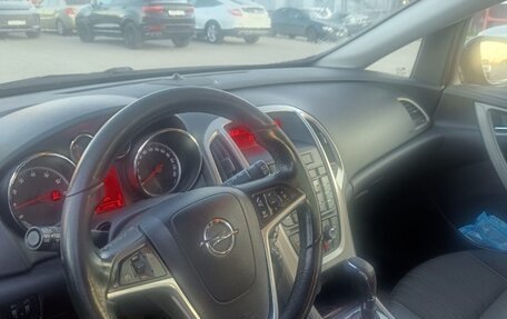 Opel Astra J, 2011 год, 730 000 рублей, 2 фотография