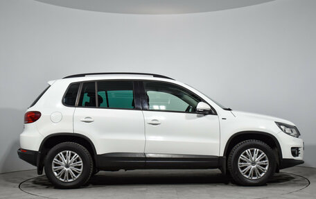 Volkswagen Tiguan I, 2015 год, 1 350 000 рублей, 4 фотография