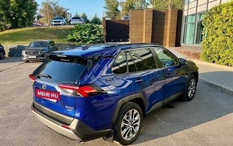 Toyota RAV4, 2022 год, 4 190 000 рублей, 12 фотография