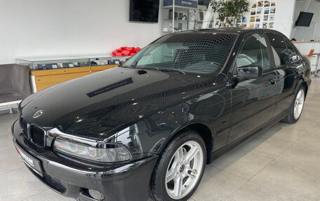 BMW 5 серия, 2001 год, 640 000 рублей, 1 фотография