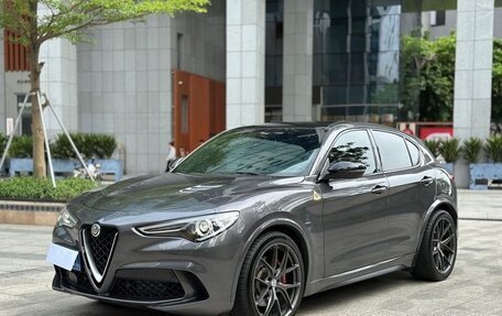 Alfa Romeo Stelvio, 2022 год, 5 164 000 рублей, 1 фотография
