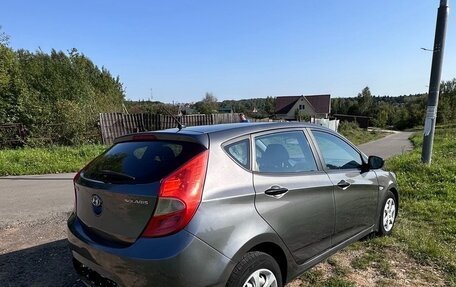 Hyundai Solaris II рестайлинг, 2013 год, 950 000 рублей, 3 фотография
