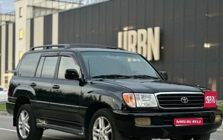 Toyota Land Cruiser 100 рестайлинг 2, 2000 год, 1 750 000 рублей, 1 фотография