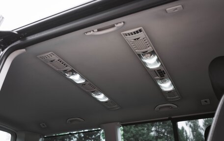 Volkswagen Multivan T6 рестайлинг, 2017 год, 3 899 000 рублей, 25 фотография