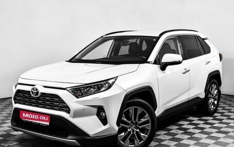 Toyota RAV4, 2020 год, 3 280 000 рублей, 1 фотография
