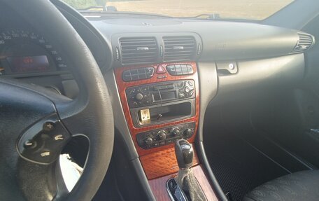 Mercedes-Benz C-Класс, 2002 год, 540 000 рублей, 26 фотография