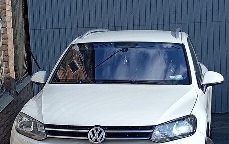 Volkswagen Touareg III, 2011 год, 1 450 000 рублей, 1 фотография