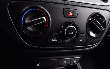 Hyundai Solaris II рестайлинг, 2018 год, 1 098 000 рублей, 10 фотография