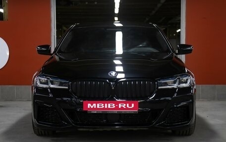 BMW 5 серия, 2020 год, 5 398 000 рублей, 2 фотография