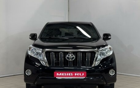 Toyota Land Cruiser Prado 150 рестайлинг 2, 2017 год, 3 950 000 рублей, 10 фотография