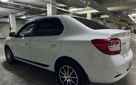 Renault Logan II, 2016 год, 1 050 000 рублей, 9 фотография