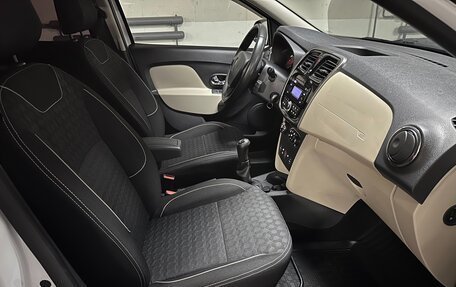 Renault Logan II, 2016 год, 1 050 000 рублей, 29 фотография