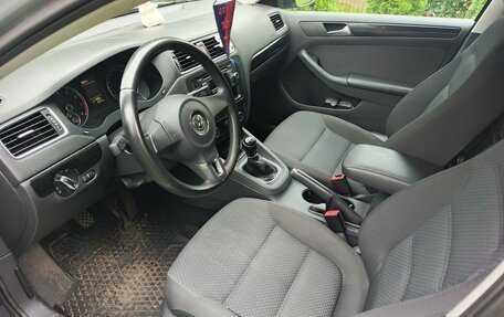 Volkswagen Jetta VI, 2013 год, 1 100 000 рублей, 10 фотография