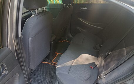 Hyundai Solaris II рестайлинг, 2011 год, 650 000 рублей, 9 фотография