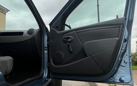 Renault Logan I, 2015 год, 700 000 рублей, 25 фотография