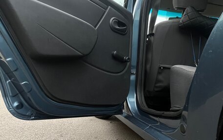 Renault Logan I, 2015 год, 700 000 рублей, 28 фотография