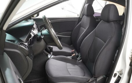 Hyundai Solaris II рестайлинг, 2013 год, 849 000 рублей, 10 фотография