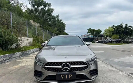 Mercedes-Benz A-Класс, 2022 год, 1 750 000 рублей, 2 фотография