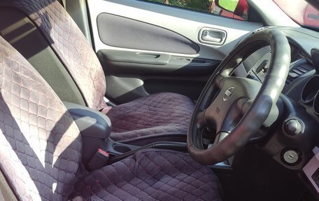 Nissan Wingroad III, 2003 год, 380 000 рублей, 6 фотография