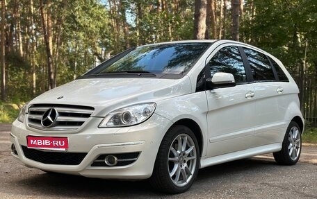 Mercedes-Benz B-Класс, 2009 год, 700 000 рублей, 1 фотография