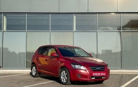 KIA cee'd I рестайлинг, 2009 год, 579 000 рублей, 2 фотография