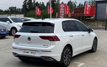 Volkswagen Golf VIII, 2022 год, 1 641 000 рублей, 4 фотография