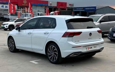 Volkswagen Golf VIII, 2022 год, 1 641 000 рублей, 6 фотография