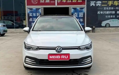 Volkswagen Golf VIII, 2022 год, 1 641 000 рублей, 2 фотография