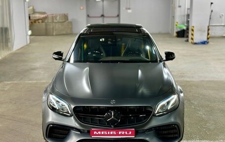 Mercedes-Benz E-Класс AMG, 2017 год, 9 000 000 рублей, 1 фотография