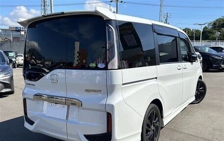 Honda Stepwgn IV, 2021 год, 1 588 000 рублей, 3 фотография