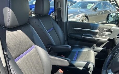 Honda Stepwgn IV, 2021 год, 1 588 000 рублей, 13 фотография