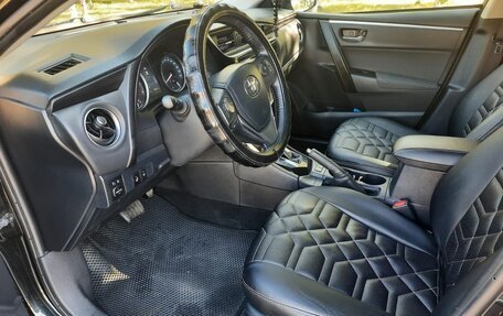 Toyota Corolla, 2017 год, 2 000 000 рублей, 5 фотография