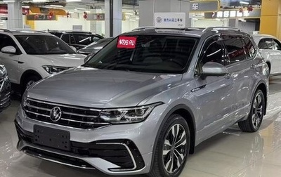 Volkswagen Tiguan II, 2021 год, 2 326 000 рублей, 1 фотография