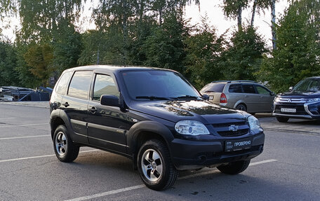 Chevrolet Niva I рестайлинг, 2016 год, 586 000 рублей, 3 фотография
