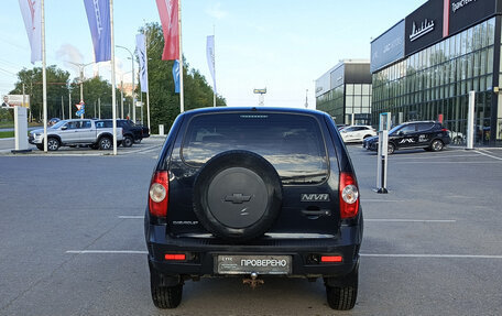 Chevrolet Niva I рестайлинг, 2016 год, 586 000 рублей, 7 фотография