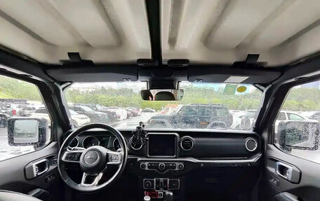 Jeep Wrangler, 2021 год, 5 445 000 рублей, 10 фотография