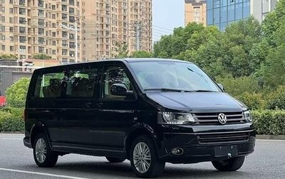 Volkswagen Caravelle T5, 2015 год, 2 950 000 рублей, 1 фотография