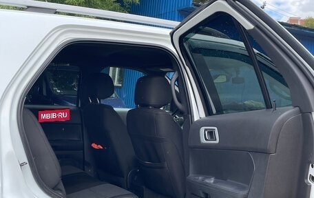 Ford Explorer VI, 2013 год, 1 760 000 рублей, 17 фотография