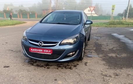 Opel Astra J, 2014 год, 845 000 рублей, 3 фотография