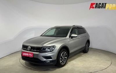 Volkswagen Tiguan II, 2018 год, 2 109 000 рублей, 1 фотография